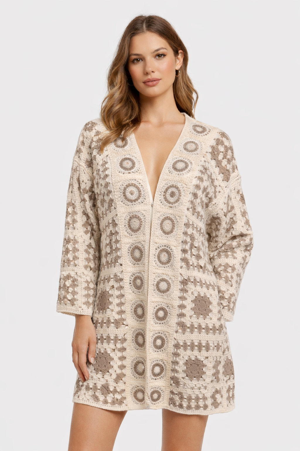 Gilet long crochet taupe et beige