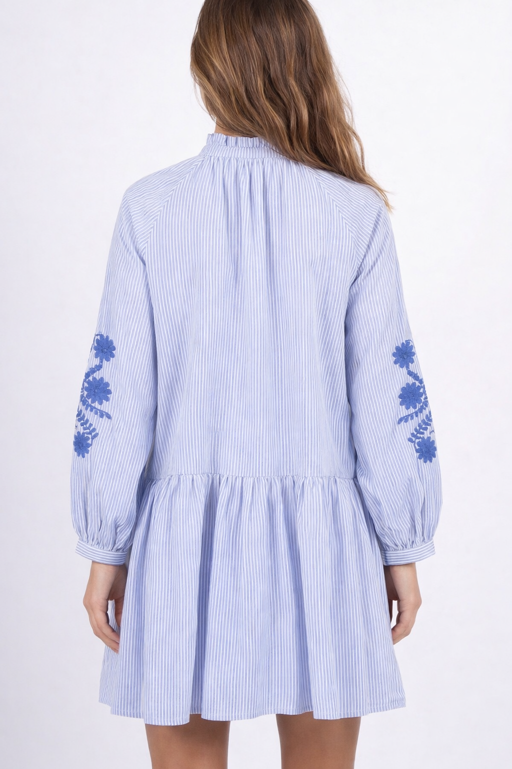 Robe courte rayée brodée – Bleu ciel — vue 2