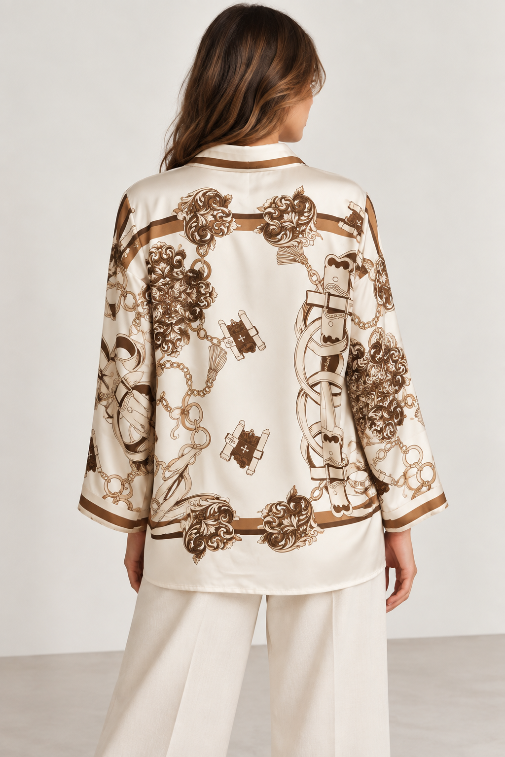 CHEMISIER IMPRIMÉ CHAÎNES BEIGE – Image 2