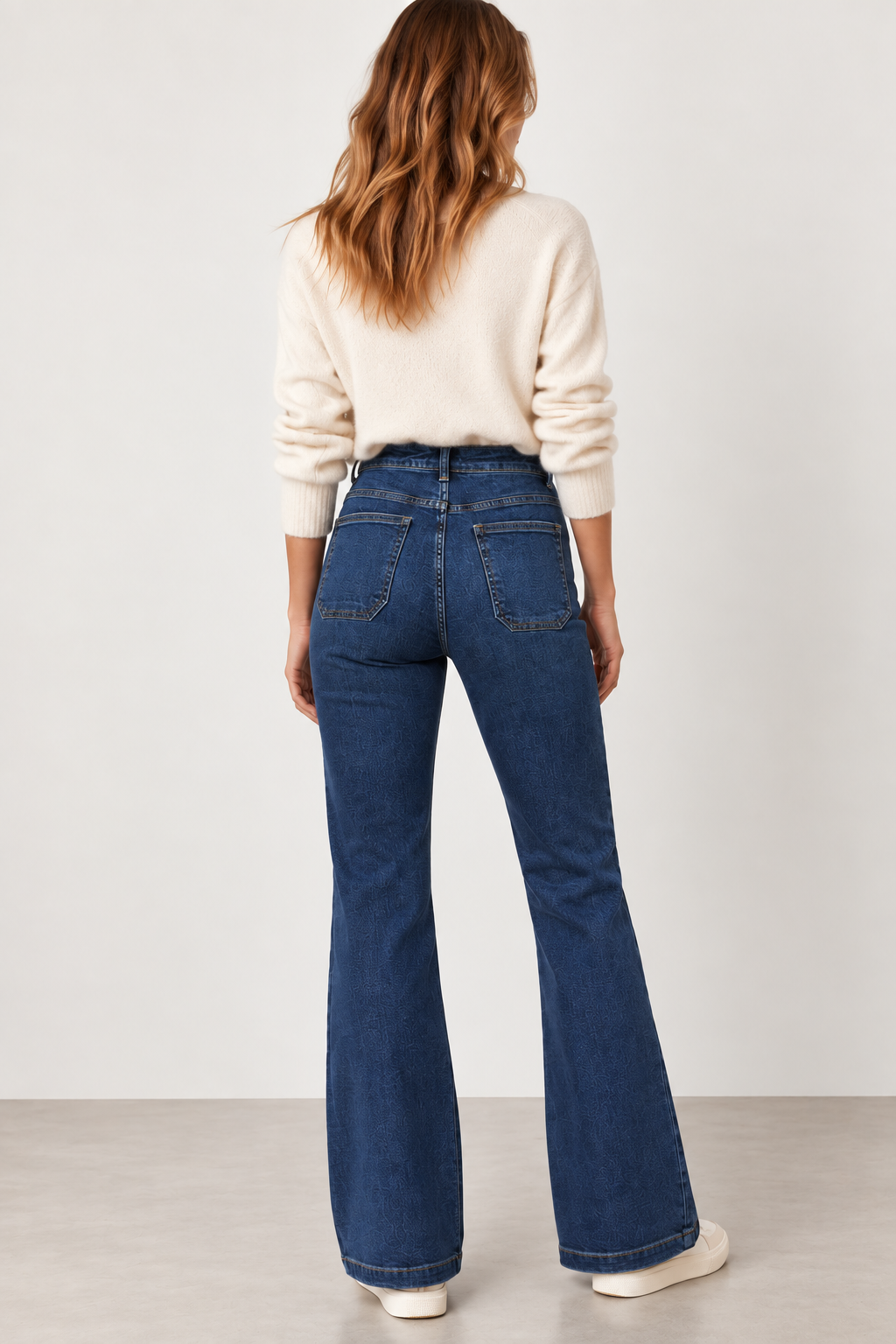JEAN FLARE TAILLE HAUTE À POCHES PLAQUÉES BLEU – Image 2