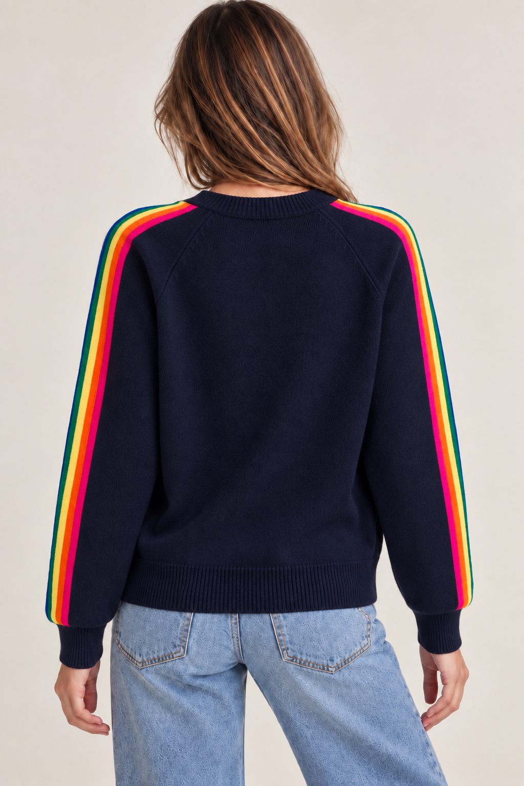 PULL EN MAILLE À BANDES MULTICOLORES MARINE – Image 2
