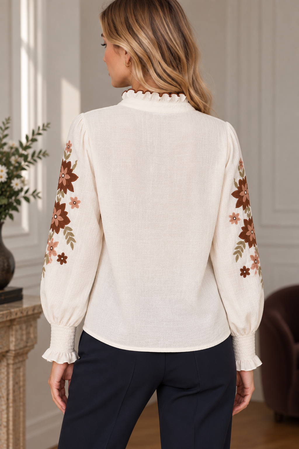 CHEMISIER BRODÉ EN VISCOSE MARRON – Image 2