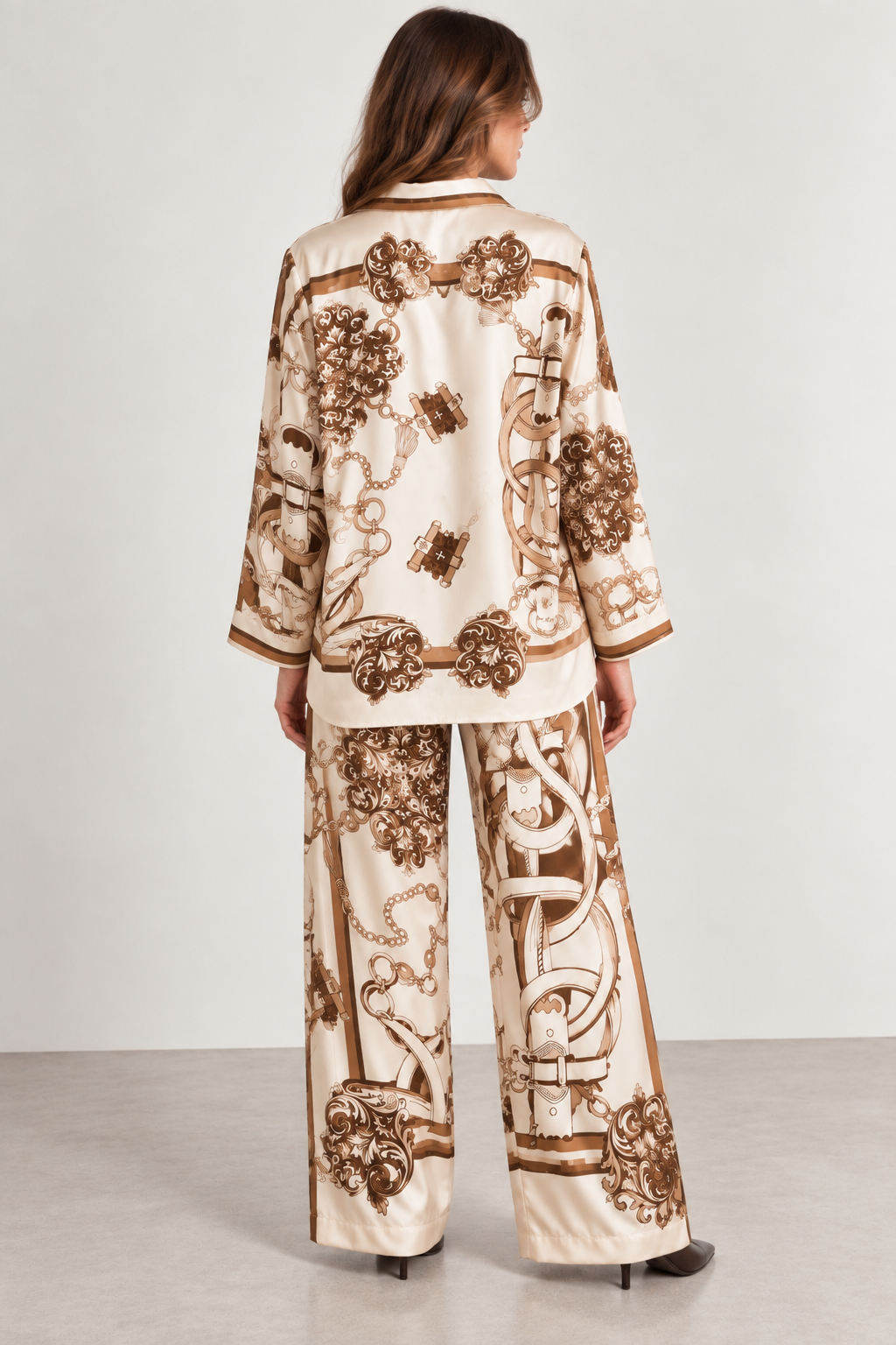 Ensemble en viscose – Imprimé chaînes Beige – Image 2